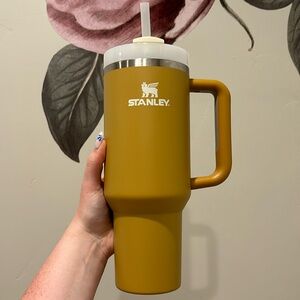 Mustard Yellow Stanley Traveler Tumbler